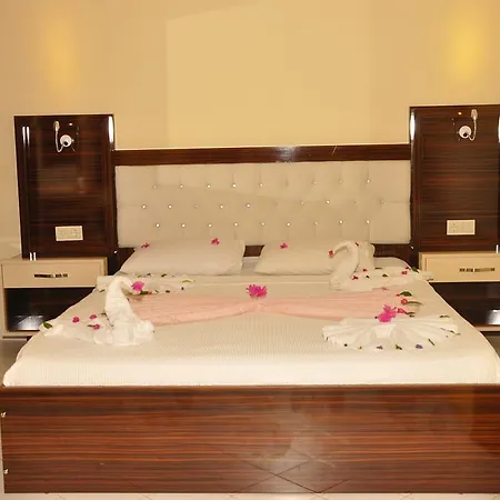 Midnight Sun Hotell Side